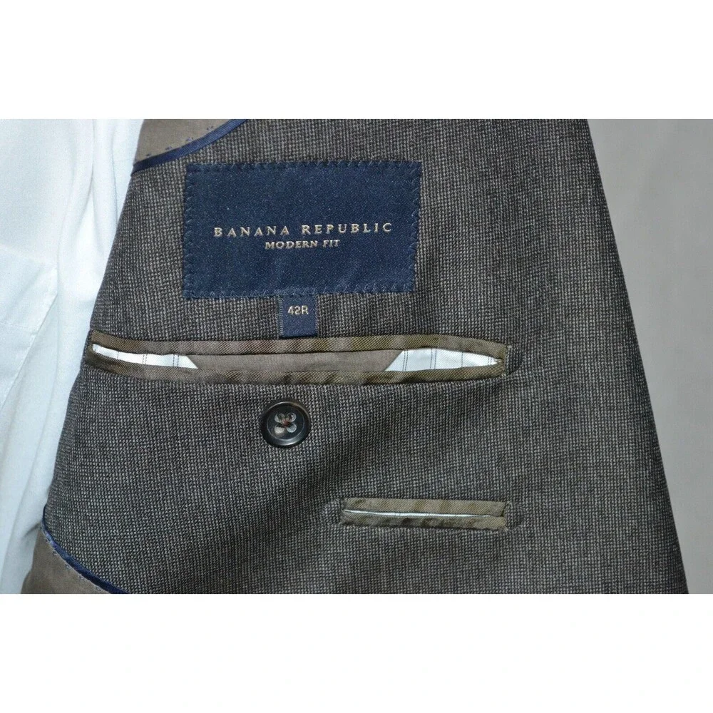 Banana‎ Republic 100% Wool Blazer Suit Jacket Grey Charcoal Men's Modern Fit 42R